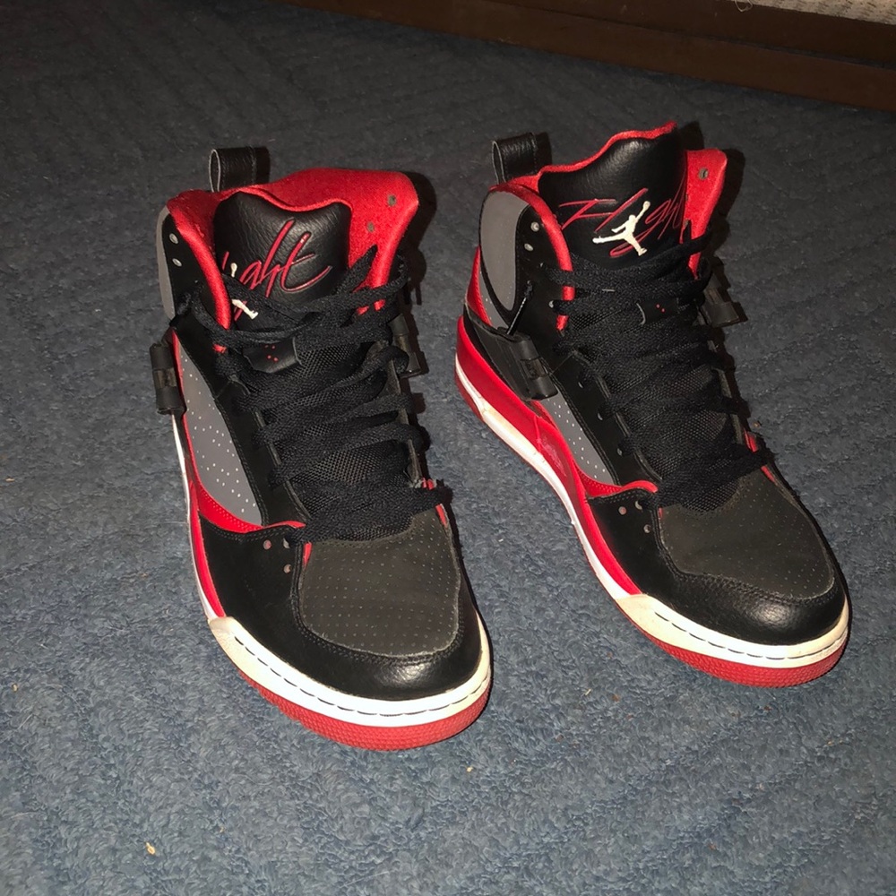 Men’s high top Nike